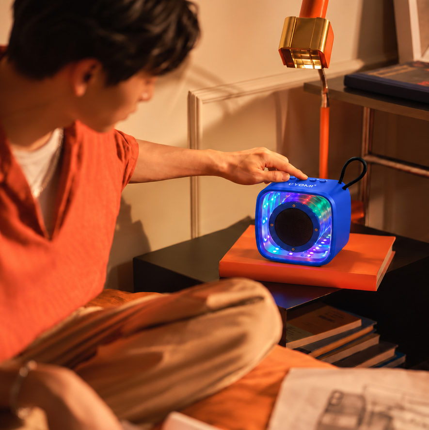 CYOMI Star 677 5W Bluetooth Speaker with Infinity Mirror Lights & Thumping Bass
