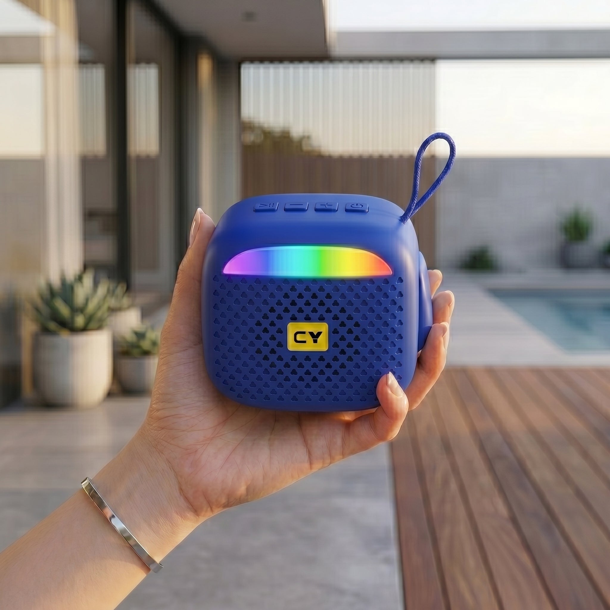 CYOMI STAR 672 Portable Bluetooth Speaker
