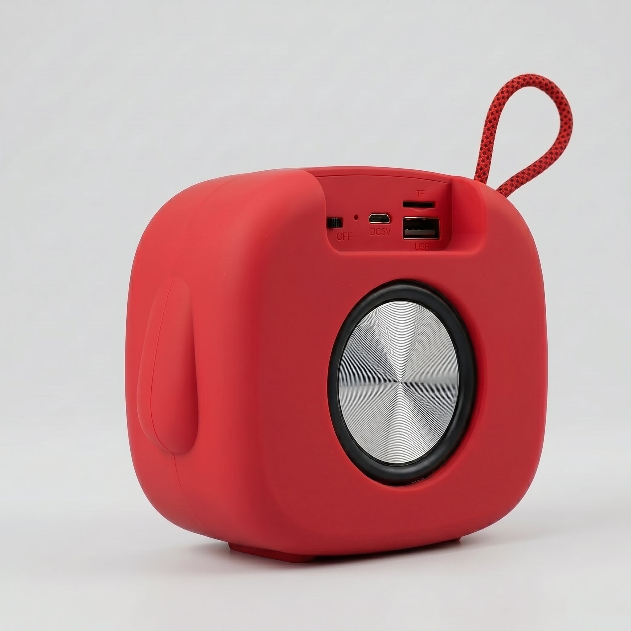 CYOMI STAR 672 Portable Bluetooth Speaker